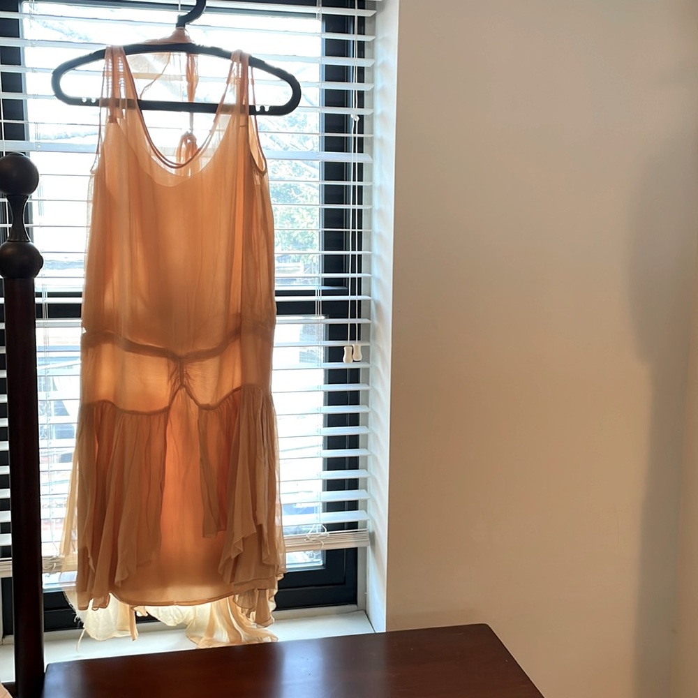 '40s crinkly silk drop waist mini dress 🍑